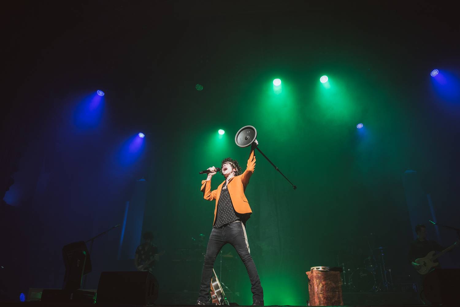 LP at the Orpheum Theater, Vancouver, Apr 23 2019. Pavel Boiko photo.