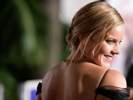 abbie-cornish-smile