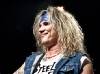 steel-panther-32
