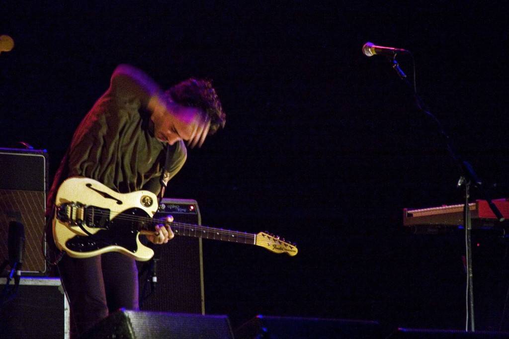 Howling Bells at GM Place photo