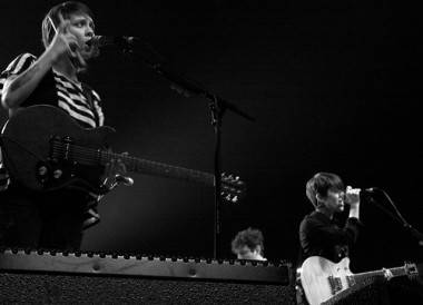 Tegan and Sara concert photo