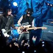 concert photos Motley Crue