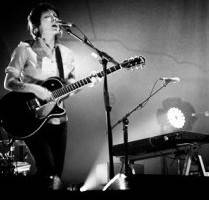 Tegan and Sara photo