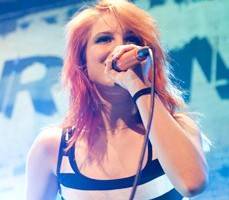 Hayley Williams Paramore Vancouver photo