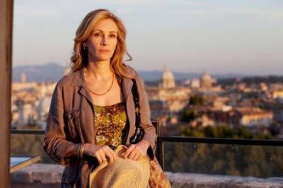 Julia Roberts looking contemplative in the movie Eat Pray Love. It's called acting, people.