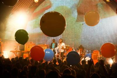 The Flaming Lips at the Burton Cummings Theatre, Winnipeg, Sept 21 2010. Steph Willer photo