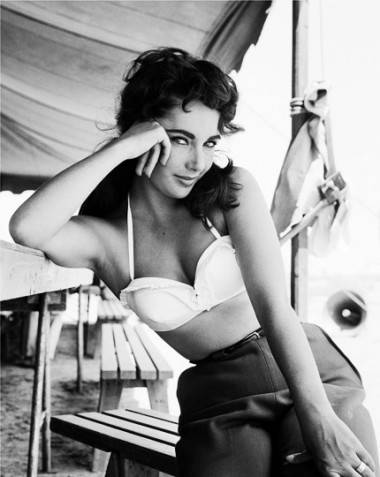 Elizabeth Taylor on the set of Giant in 1961.