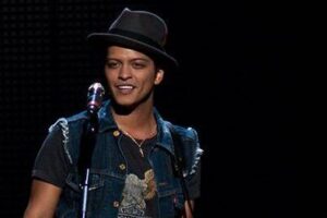 Bruno Mars at Rogers Arena, Vancouver, June 3 2011. Ashley Tanasiychuk photo