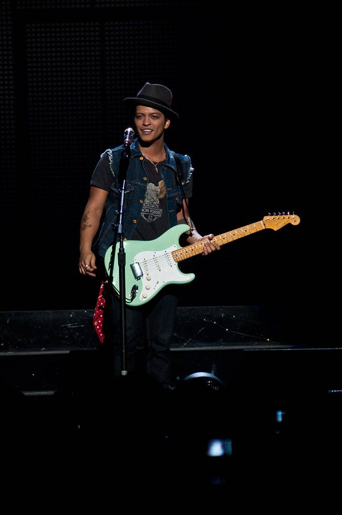 Bruno Mars at Rogers Arena, Vancouver, June 3 2011. Ashley Tanasiychuk photo