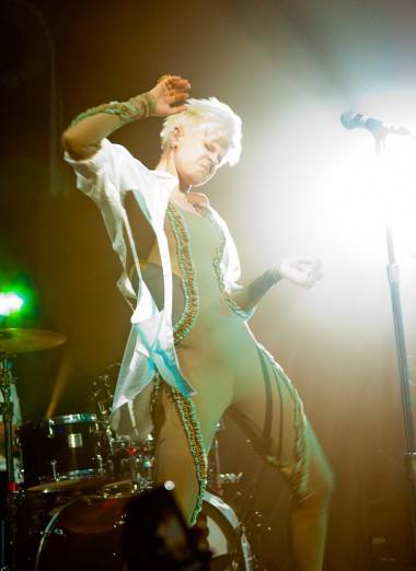 Robyn performing live