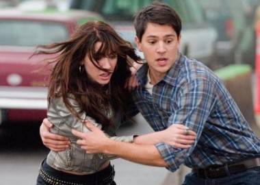 Nicholas d'Agosto and Jacqueline MacInnes Wood in Final Destination 5.