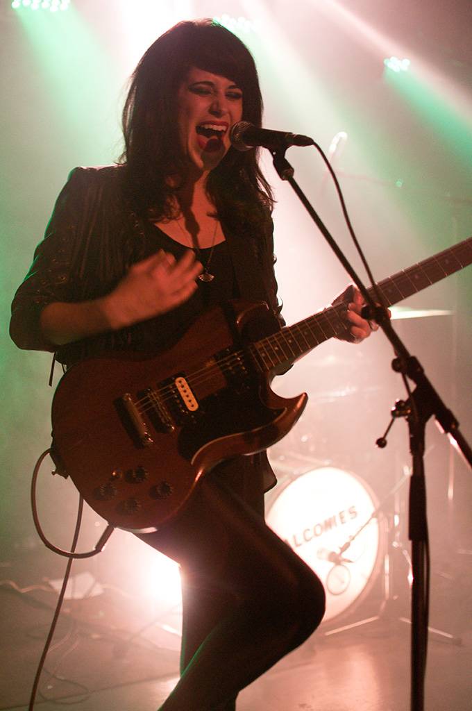 concert photos Pop Montreal Balconies