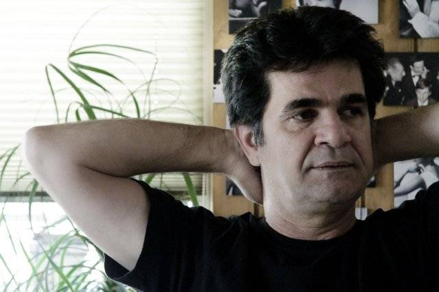 Jafar Panahi in This Is Not a Film.