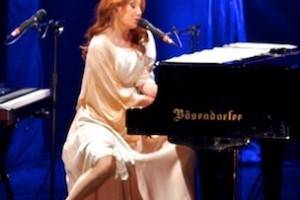 Tori Amos at the Orpheum Theatre photos