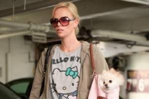 Charlize Theron in Young Adult movie image