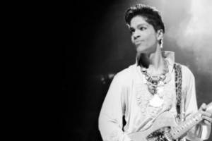 Prince live concert photo