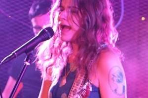 Beth Cosentino with Best Coast photo