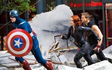 Captain America Hawkeye Black Widow Avengers movie