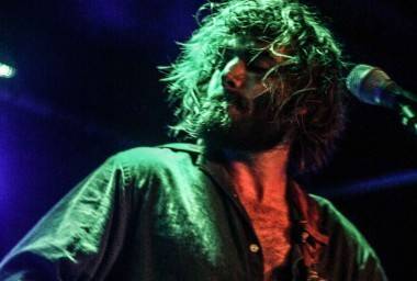 Angus Stone concert photo