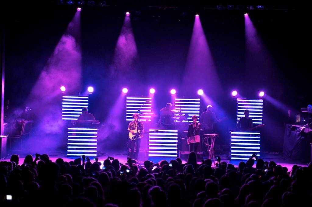 Tegan and Sara photo