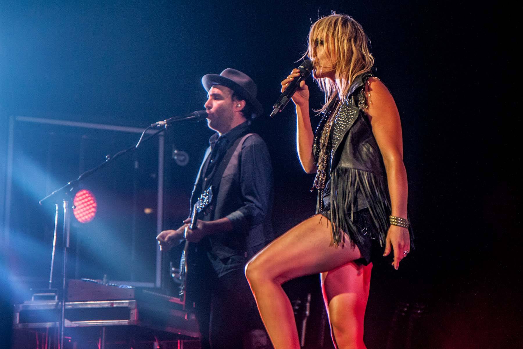 Metric at Rogers Arena Vancouver concert photo