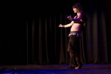 April Rose bellydance