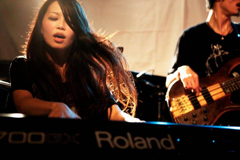 Kie Kitagi with Jizue.
