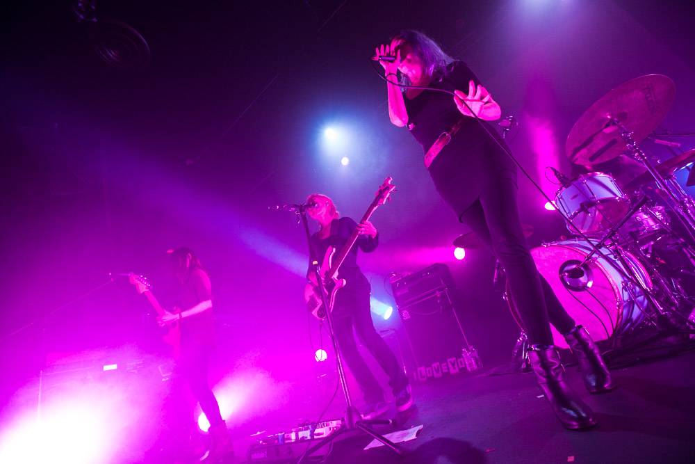 Warpaint at the Rickshaw Theatre, Vancouver, May 4 2014. Kirk Chantraine photo.