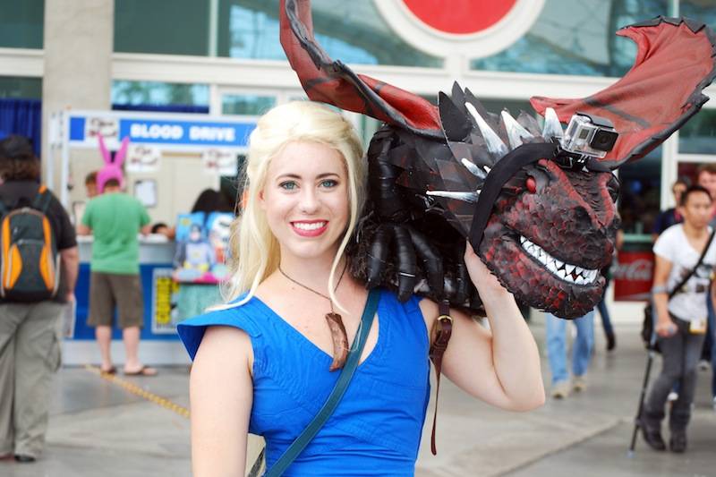 Daenerys cosplayer