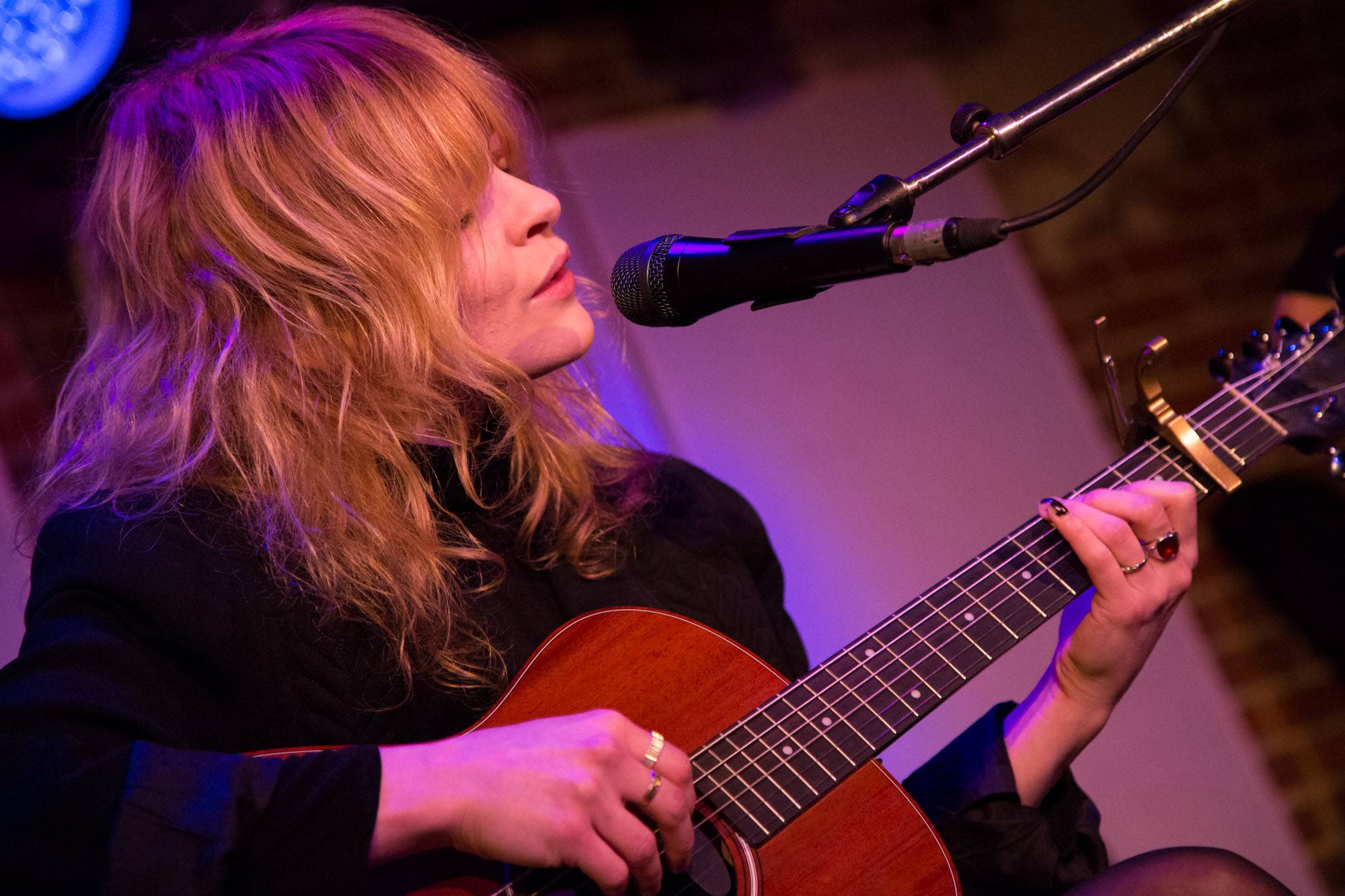 Jessica Pratt at the Electric Owl, Vancouver, Feb. 21 2015. Kirk Chantraine photo.