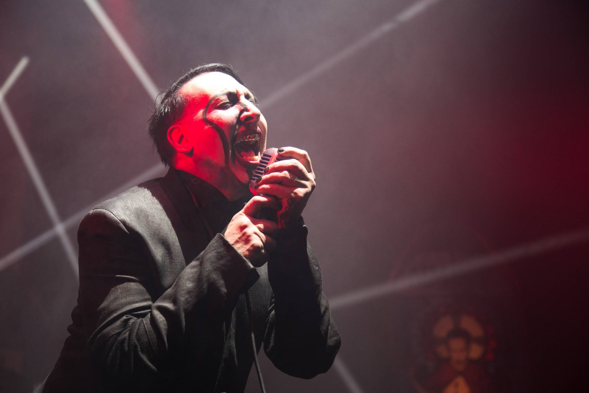Marilyn Manson at the Queen Elizabeth Theatre, Vancouver, Mar. 29 2015. Kirk Chantraine photo.