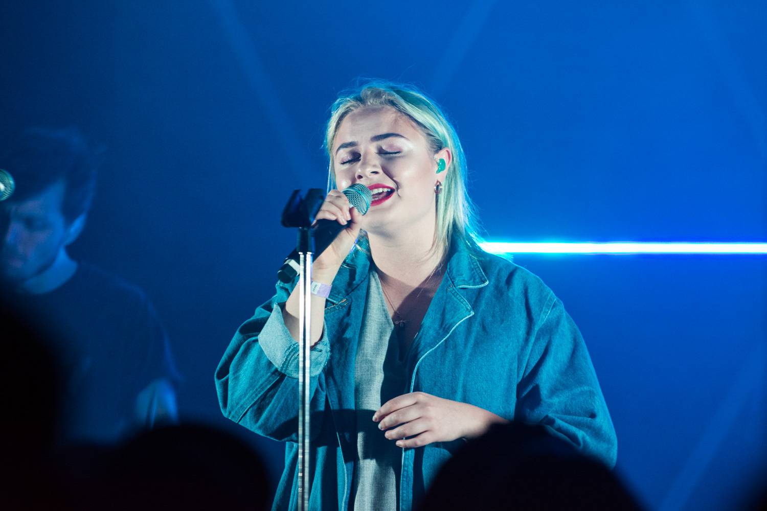 Lapsley at Fortune Sound Club, Vancouver, Apr. 26 2016. Pavel Boiko photo.