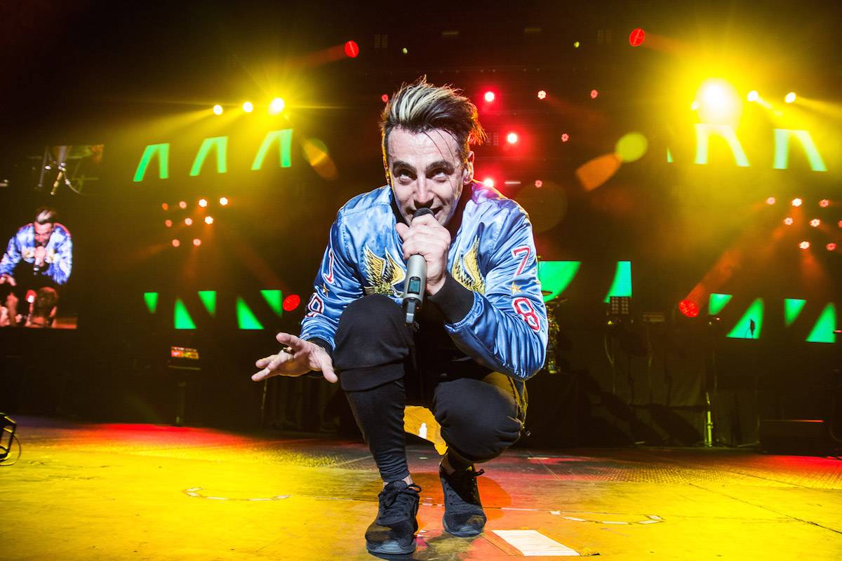 Hedley at Rogers Arena, Vancouver, May 20 2016. Pavel Boiko photo.