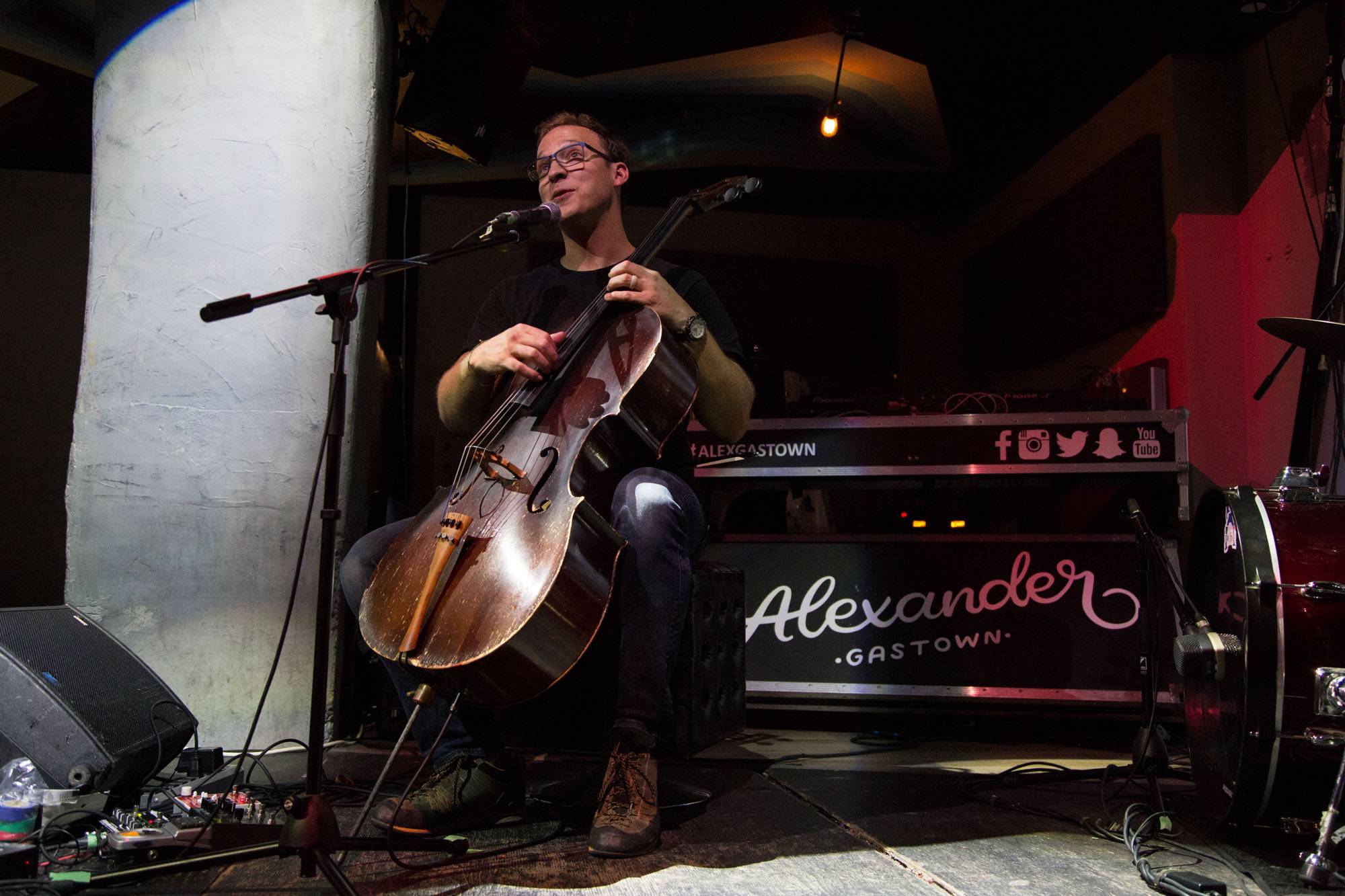 Ben Sollee at the Alexander, Vancouver, Aug. 18 2016. Kirk Chantraine photo.