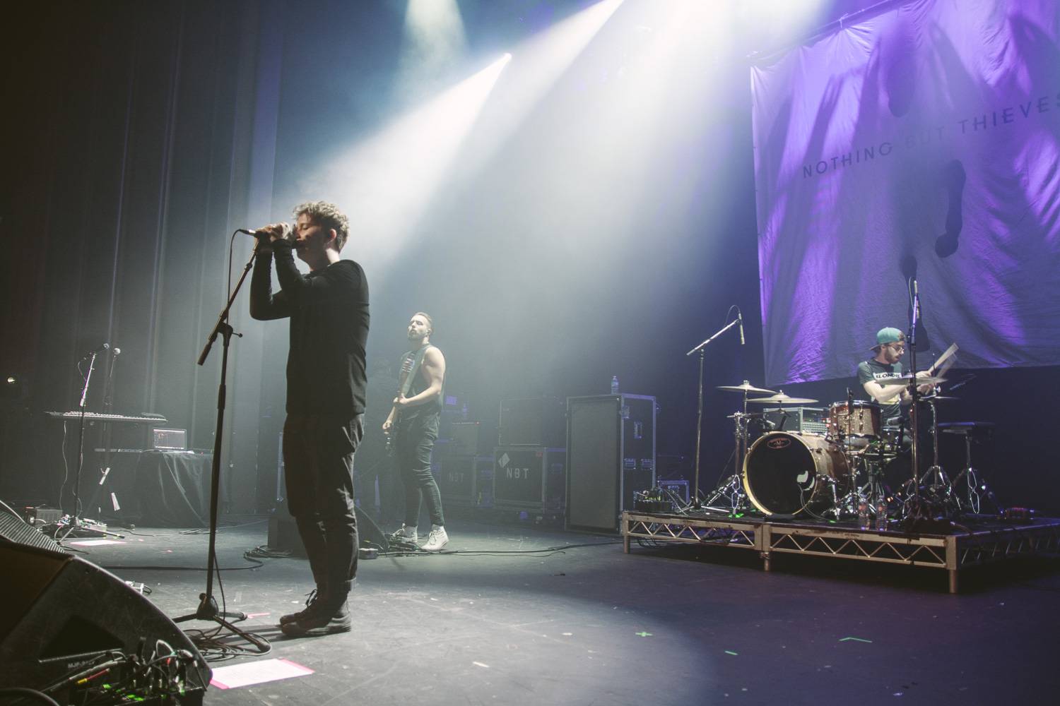 Nothing But Thieves at the Vogue Theatre, Vancouver, Sept. 14 2016. Pavel Boiko photo.