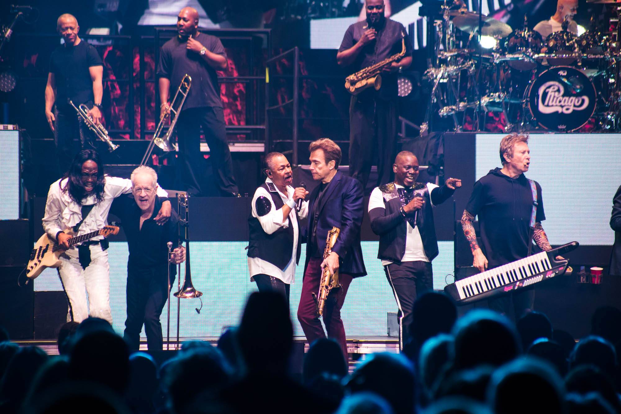 Chicago and Earth, Wind and Fire at Rogers Arena, Vancouver, Nov. 7 2016. Kirk Chantraine photo.