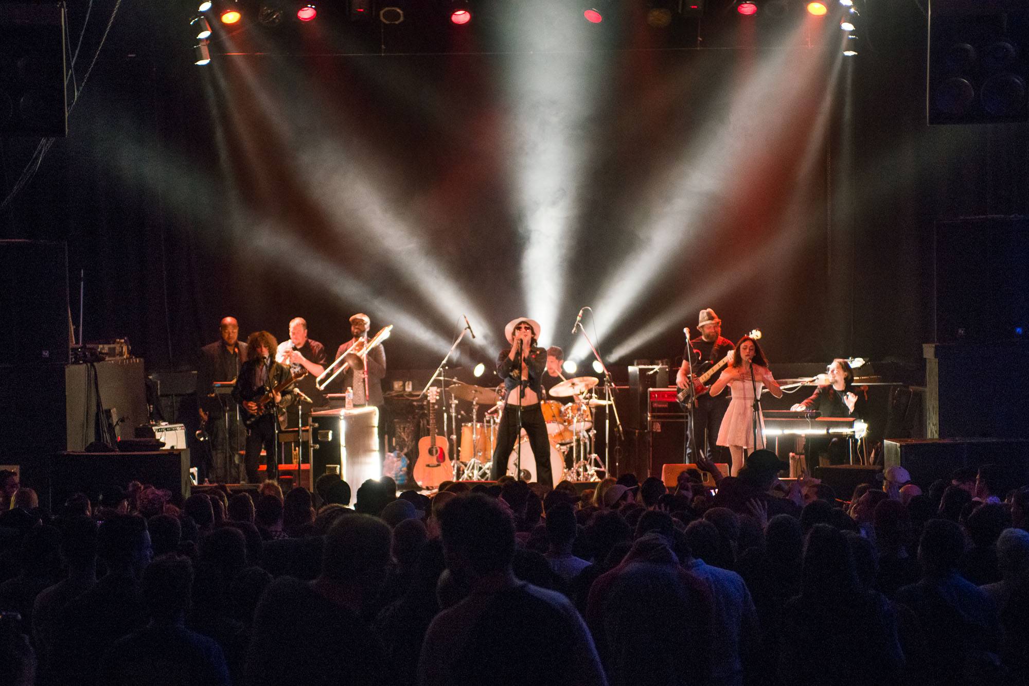 Foxygen at the Rickshaw Theatre, Vancouver, May 25 2017. Jessica Vandergulik photo.