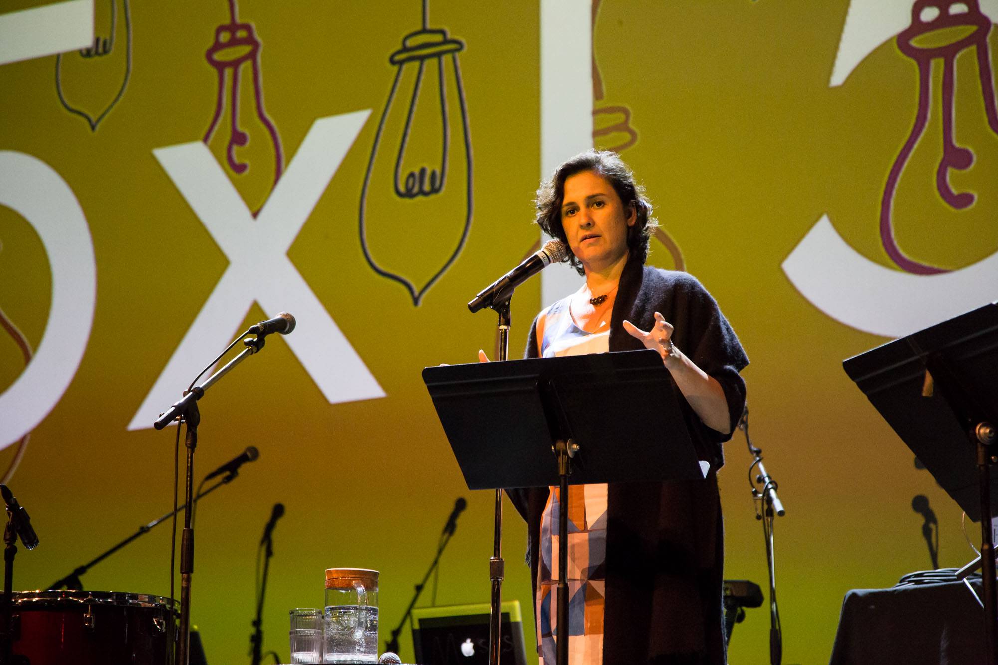 Kamila Shamsie speaking at the Vogue Theatre, Vancouver, July 15 2017. Kirk Chantraine photo.