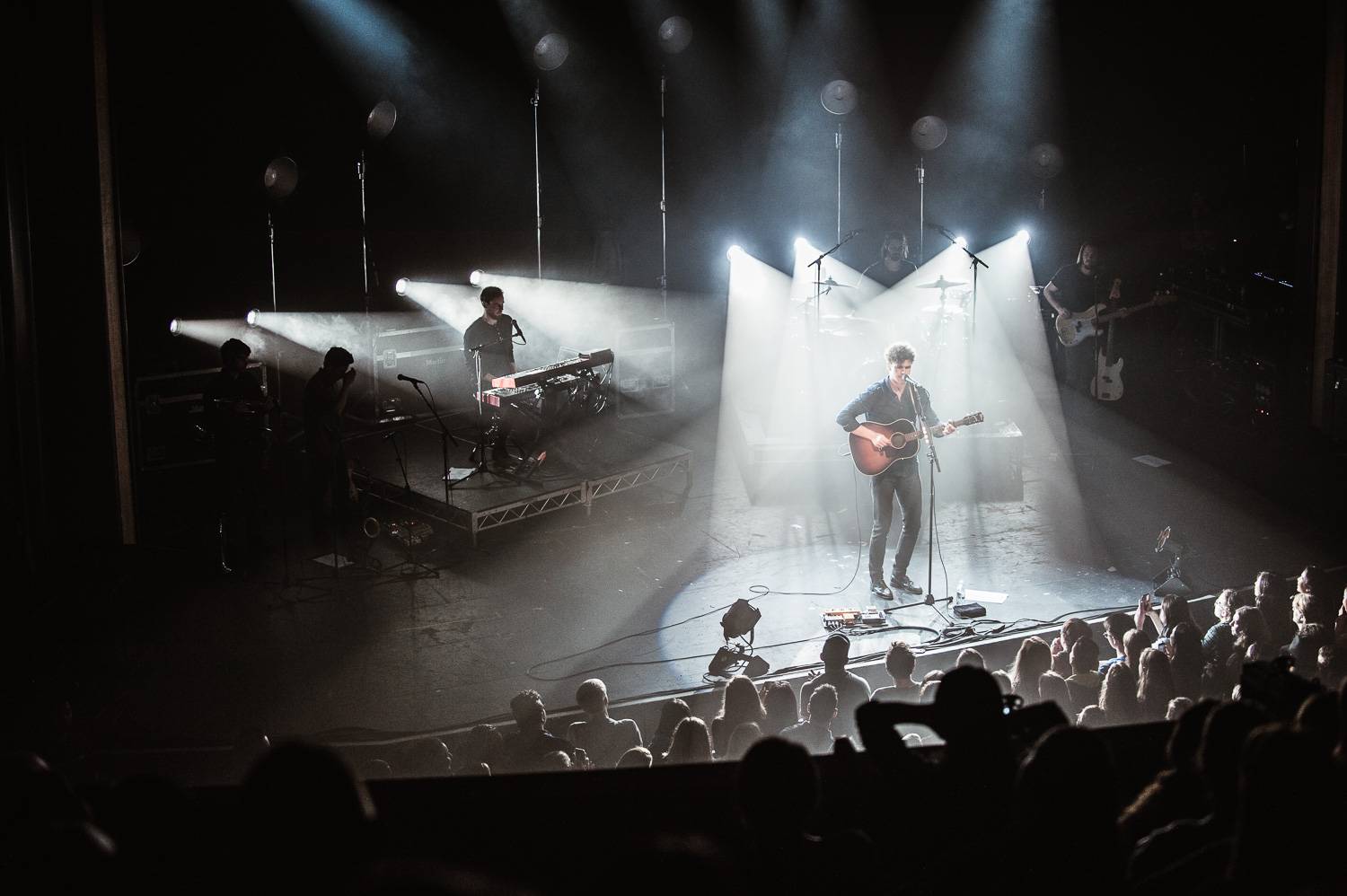 Vance Joy at the Vogue Theatre, Vancouver, Sept 27 2017. Pavel Boiko photo.