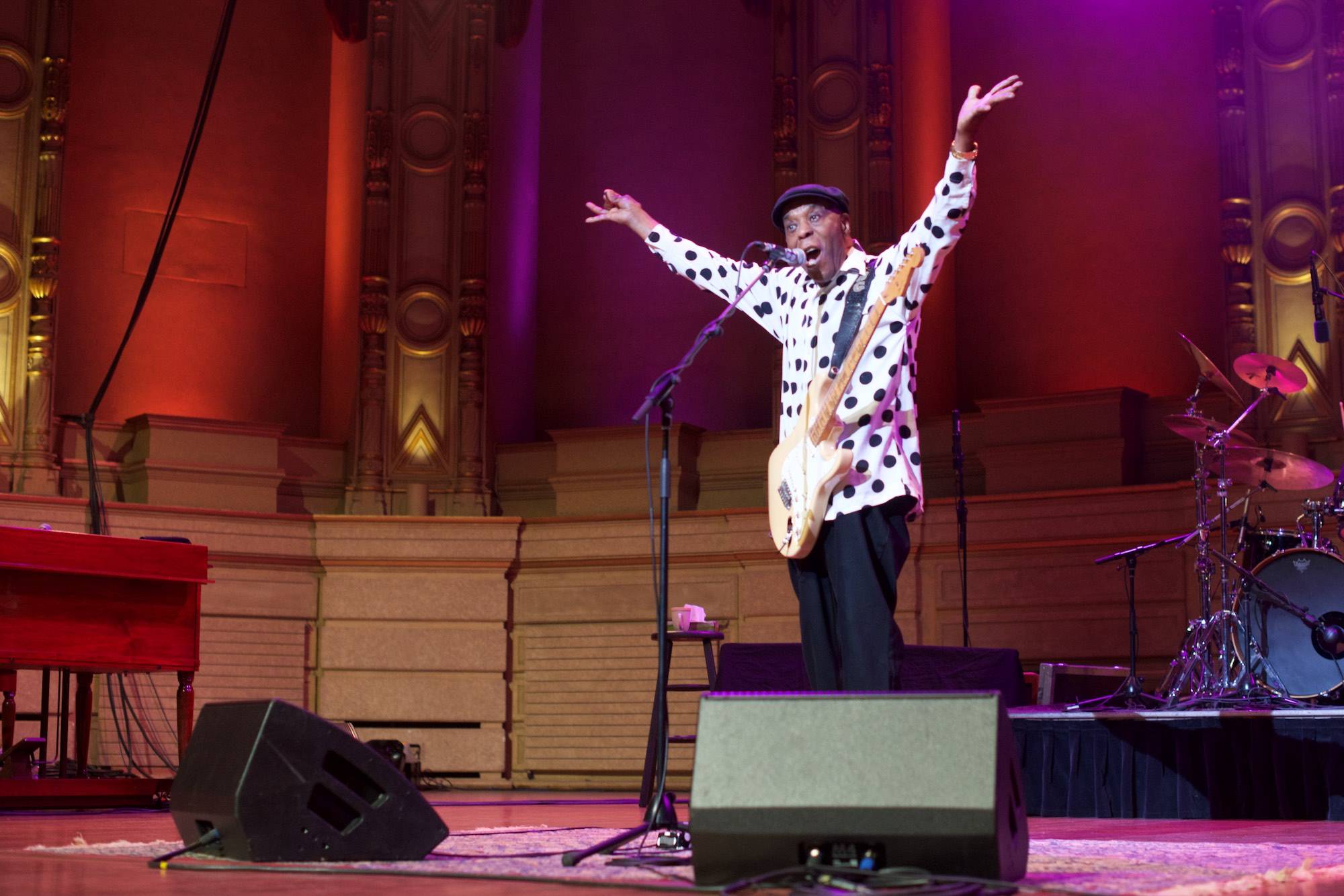 Buddy Guy at the Orpheum, Vancouver, Apr 22 2019. Scott Alexander photo.