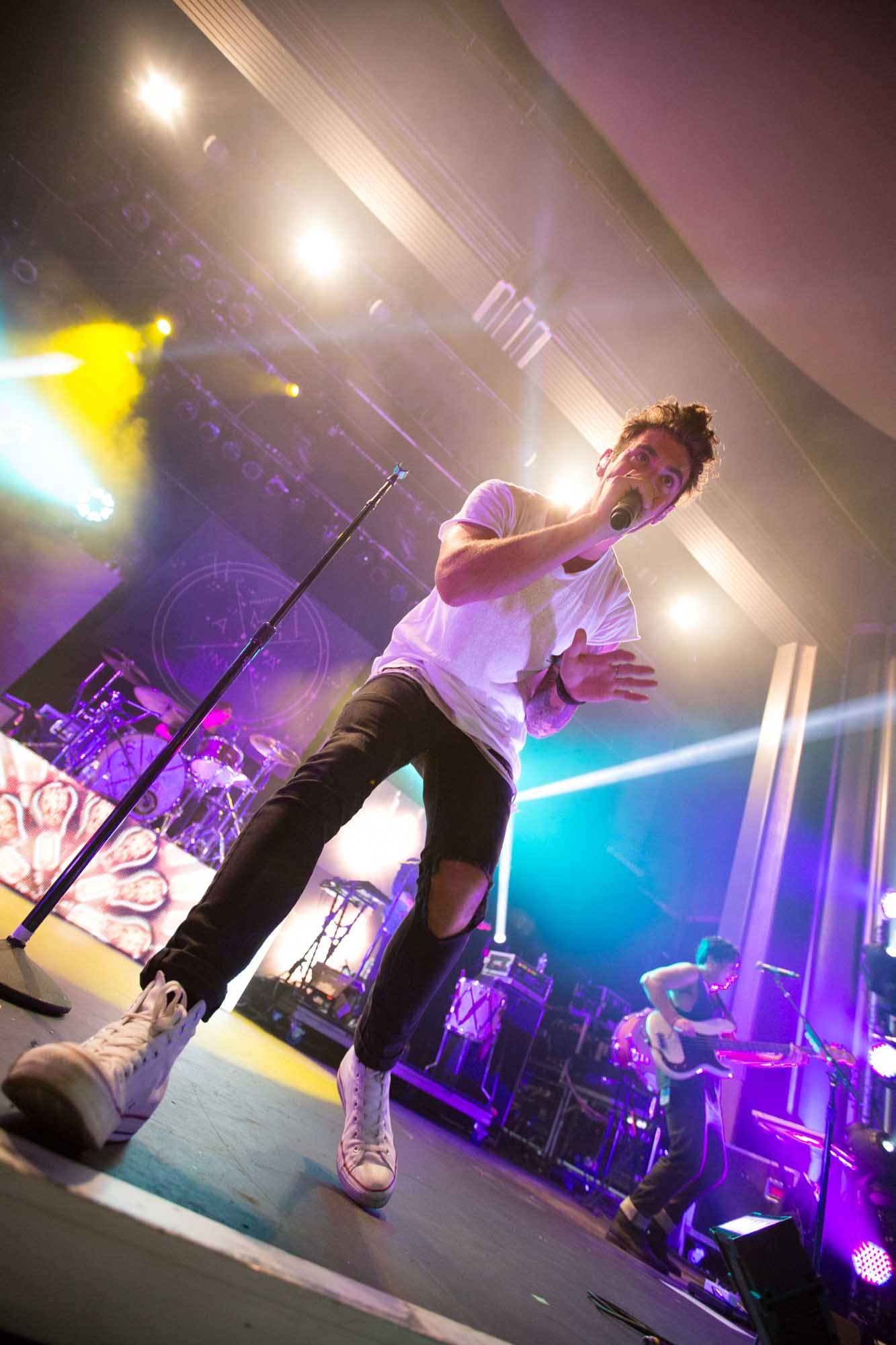 american authors vogue theatre snipe news american authors vogue theatre snipe news
