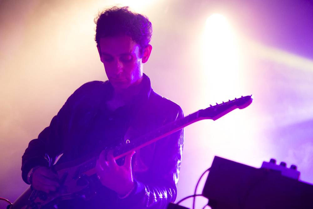 chromatics-05