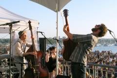 Dan Mangan w/Jon & Roy at SHOREfest, Vancouver, July 28 2010