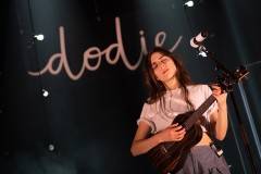 dodie-17