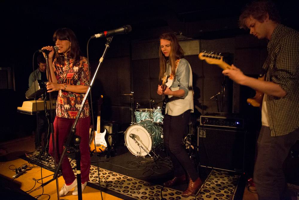 eleanor_friedberger-08