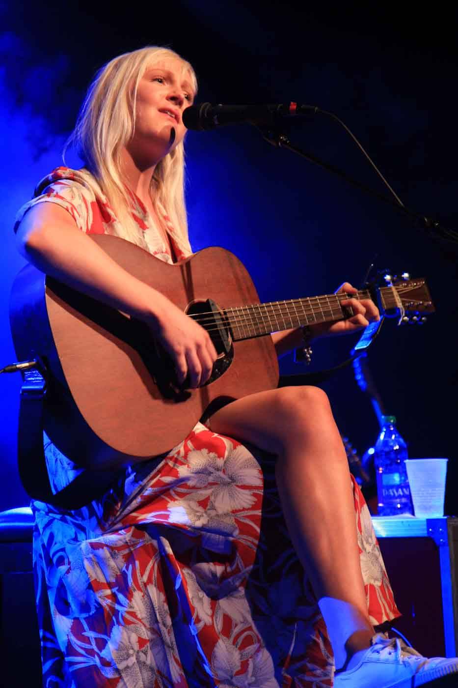 lauramarling08