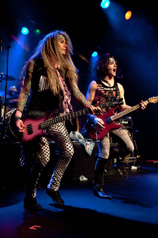 steel-panther-41