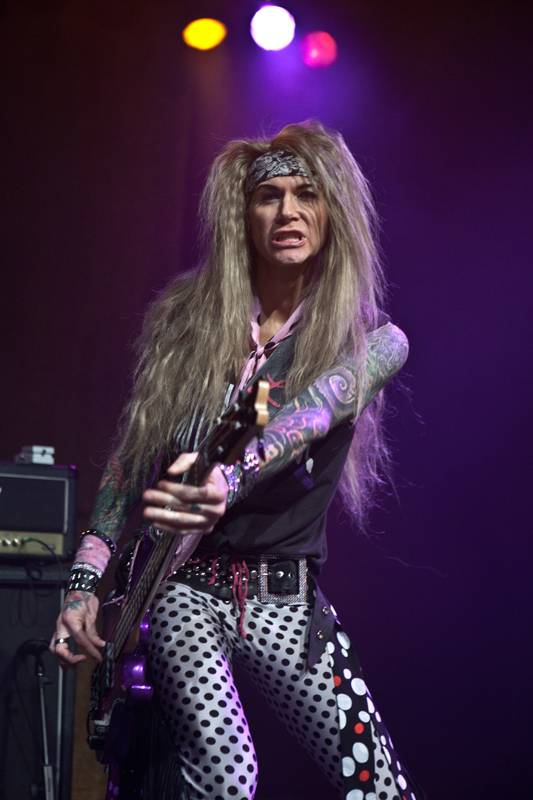 steel-panther-9