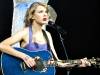taylor-swift-photos-vancouver-12